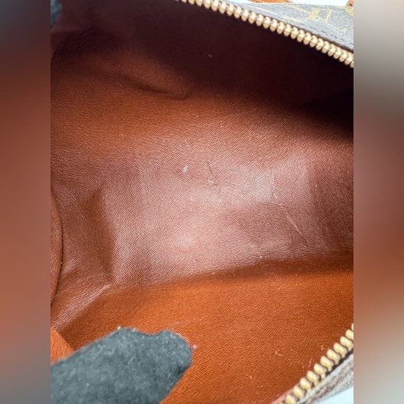 Louis Vuitton Papillon Handbag | Good Used Condition - Picture 8 of 17